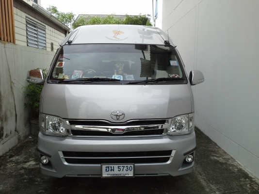 ขายรถตู้  Toyota Hiace Commuter 2013