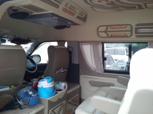 ขายรถตู้  Toyota Hiace Commuter 2013