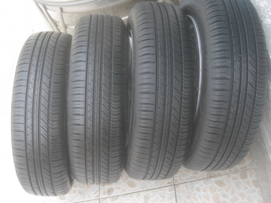 ขายล้อแม็ก new city 15"x5.5" et45 4รู100 ยาง michelin energy xm1 175/65r15 ยางผลิตสัปดาห์ที่ 36 ปี13 ริ้วที่หน้ายางมี 2 เส้น ขายทั้งชุด 12,900 บาทครับ สนใจติดต่อเล็กคลองสามครับ (081-3747940)