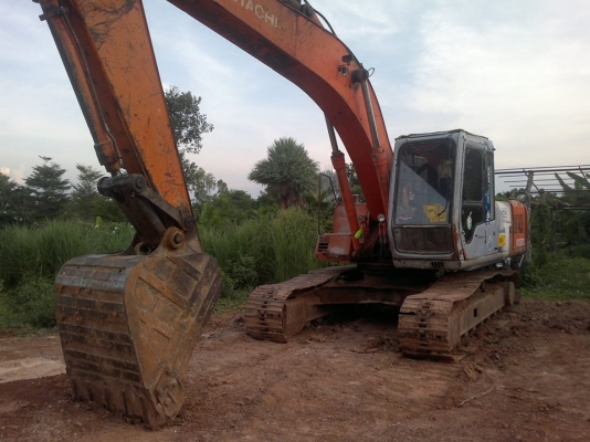 ขายด่วน  รถแบคโฮ  KOBELCO  120รุ่น 1 สภาพดี พร้อมใช้งาน