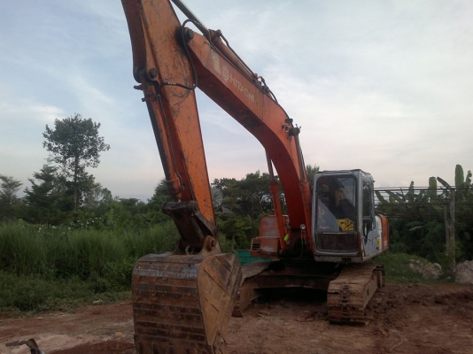 ขายด่วน  รถแบคโฮ  KOBELCO  120รุ่น 1 สภาพดี พร้อมใช้งาน