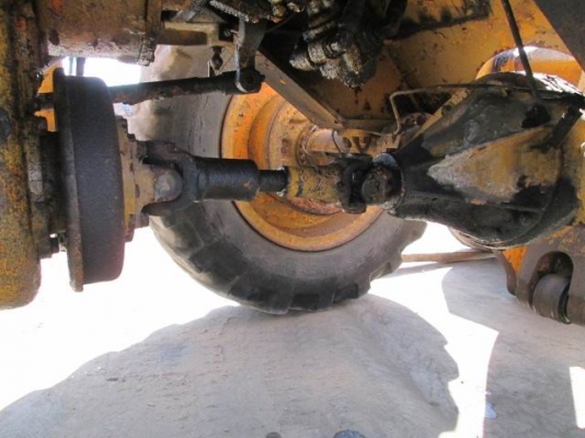 ขายรถตัก komatsu jh 30 B