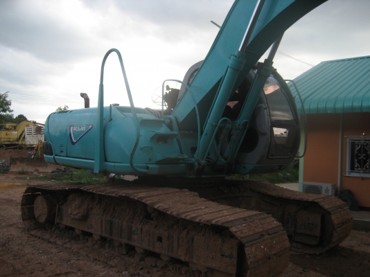 KOBELCO   SK 200     ราคา  1,200,000