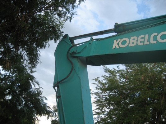 KOBELCO   SK 200     ราคา  1,200,000