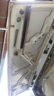 รถอีซูซุ 6 ล้อดั้ม 240 แรงม้า. ปี 53  ( รถวิ่ง 1xx,xxx กม. )  สนใจติดต่อ 081 - 6079515