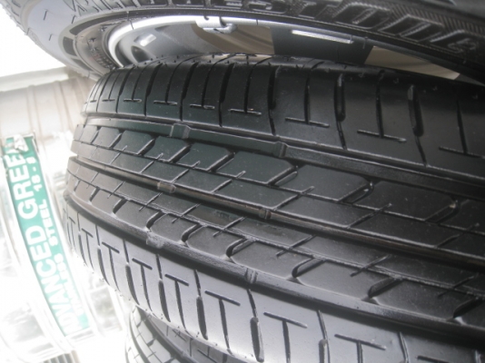 ขายล้อแม็กป้ายแดง mitsu mirage 14"x4.5" et46 4รู100 พร้อมยางBridgestone ecopia ep150 175/65r14 ยางผลิตสัปดาห์ที่19 ปี13 ตุ่มที่หน้ายางมี 2 เส้นครับ ขายทั้งชุด 5,900 บาทครับ proton savvy,ตงฟง ก็ใส่ได้ครับ สนใจติดต่อเล็กคลองสาครับ 081-3747940 ขายล้อแม็กป้ายแดง mitsu mirage 14"x4.5" et46 4รู100 พร้อมยางBridgestone ecopia ep150 175/65r14 ยางผลิตสัปดาห์ที่19 ปี13 ตุ่มที่หน้ายางมี 2 เส้นครับ ขายทั้งชุด 5,900 บาทครับ proton savvy,ตงฟง ก็ใส่ได้ครับ สนใจติดต่อเล็กคลองสาครับ 081-3747940