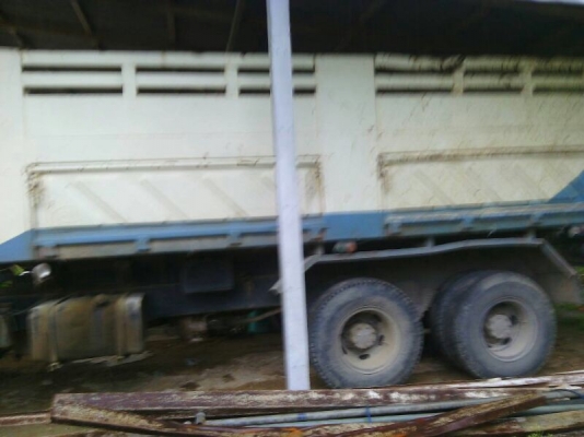 รถนิตสัน 10 ล้อดั้ม CWM430 / 230 แรงม้า. ปี 46 สนใจติดต่อ 081 - 6079515 รถนิตสัน 10 ล้อดั้ม CWM430 / 230 แรงม้า. ปี 46 สนใจติดต่อ 081 - 6079515