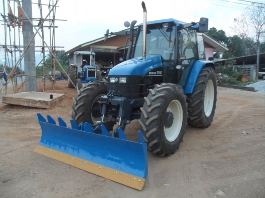 ขอบคุณ คุณธนกฤตมากครับ ขายแล้วรถไถฟอร์ด TS90 NEW HOLLAND คานนิวส์มีดิ๊ฟล็อค เครื่องดี เกียร์24X24 ท้ายธรรมดา พร้อมดันหน้า8ฟุต+หางไถ3จาน