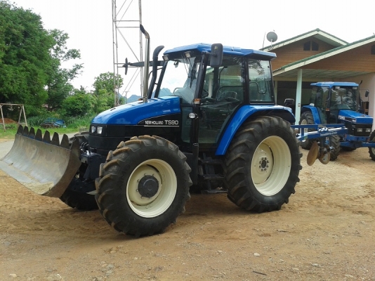 ขอบคุณ คุณธนกฤตมากครับ ขายแล้วรถไถฟอร์ด TS90 NEW HOLLAND คานนิวส์มีดิ๊ฟล็อค เครื่องดี เกียร์24X24 ท้ายธรรมดา พร้อมดันหน้า8ฟุต+หางไถ3จาน