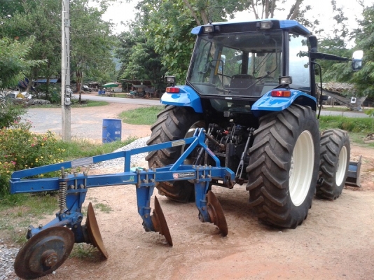 ขอบคุณ คุณธนกฤตมากครับ ขายแล้วรถไถฟอร์ด TS90 NEW HOLLAND คานนิวส์มีดิ๊ฟล็อค เครื่องดี เกียร์24X24 ท้ายธรรมดา พร้อมดันหน้า8ฟุต+หางไถ3จาน