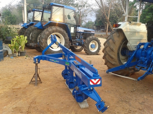 ขอบคุณ คุณธนกฤตมากครับ ขายแล้วรถไถฟอร์ด TS90 NEW HOLLAND คานนิวส์มีดิ๊ฟล็อค เครื่องดี เกียร์24X24 ท้ายธรรมดา พร้อมดันหน้า8ฟุต+หางไถ3จาน