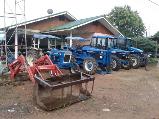 ขอบคุณ คุณธนกฤตมากครับ ขายแล้วรถไถฟอร์ด TS90 NEW HOLLAND คานนิวส์มีดิ๊ฟล็อค เครื่องดี เกียร์24X24 ท้ายธรรมดา พร้อมดันหน้า8ฟุต+หางไถ3จาน