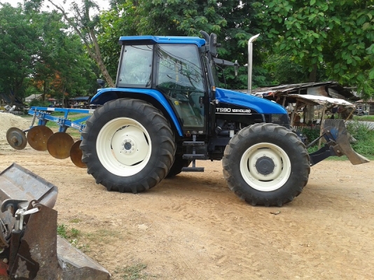 ขอบคุณ คุณธนกฤตมากครับ ขายแล้วรถไถฟอร์ด TS90 NEW HOLLAND คานนิวส์มีดิ๊ฟล็อค เครื่องดี เกียร์24X24 ท้ายธรรมดา พร้อมดันหน้า8ฟุต+หางไถ3จาน