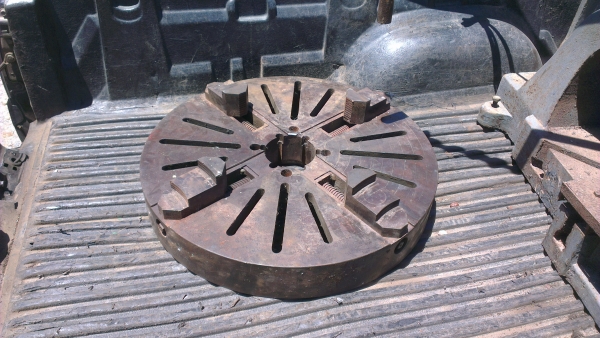 Sell> ขายหัวจับ 4 จับแท่นกลึง ขนาดใหญ่ โต 60cm. สภาพดี ราคาถูก กำแพงแสน นครปฐมครับผม Sell> ขายหัวจับ 4 จับแท่นกลึง ขนาดใหญ่ โต 60cm. สภาพดี ราคาถูก กำแพงแสน นครปฐมครับผม