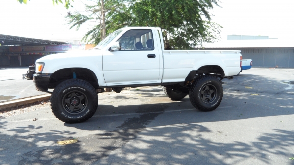 ขายtoyotaLN106รถแท้