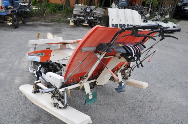 ขายรถดำนาราคาถูก KUBOTA NS400 (4แถว) สภาพสวยเดิมจากญี่ปุ่นยังไม่เคยใช้ในไทย 38,000เท่านั้น!!