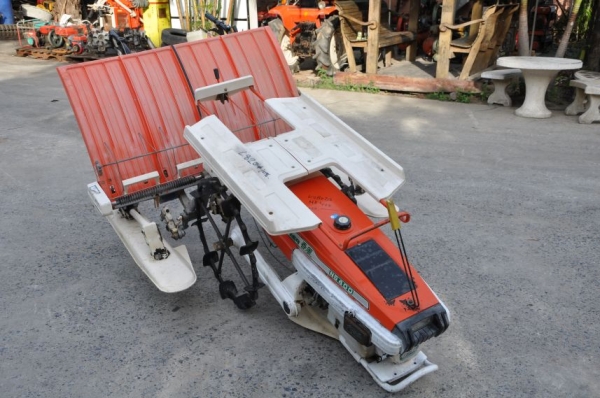 ขายรถดำนาราคาถูก KUBOTA NS400 (4แถว) สภาพสวยเดิมจากญี่ปุ่นยังไม่เคยใช้ในไทย 38,000เท่านั้น!!