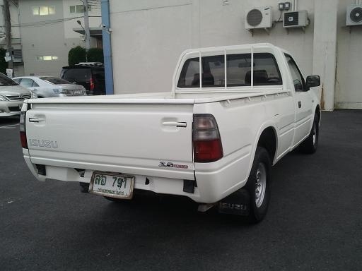 ขาย ISUZU ปี 2001 เครื่อง 2500 เรื่องราคาคุยได้ครับ