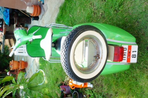 ขายด่วน Vespa sprint 150 มีทะเบียนแท้