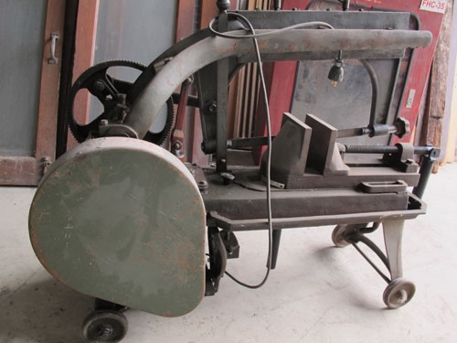 ขายเลื่อยชักHERO ขนาด16นิ้วมอเตอร์มิตซูพร้อมใช้ ใช้ไฟ220 ไฟบ้าน