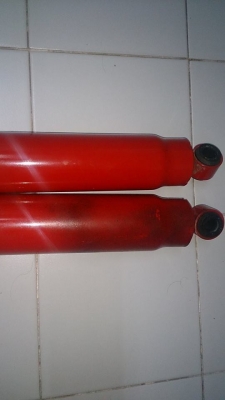 ขายโช้ค KAYABA SUPER RED คู่หลัง ใส่ Dmax4wd,Hilander สภาพสวยครับ ใช้งานปกติ ไม่รั่ว ไม่ซึม