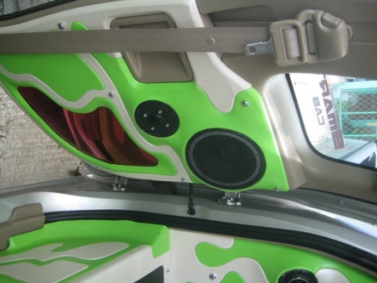 ขายเครื่องเสียงติดรถ วีโก้ ทั้งคัน