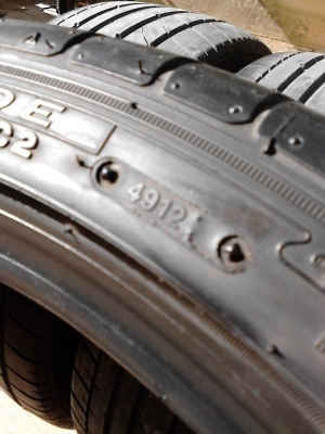 225/40R18 CORSA 2233  ชุด 4 เส้น Tel.081-427-3941