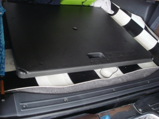 ขายโต๊ะ CRV ปิ๊กนิกเอนกประสงค์พับได้เก่าญี่ปุ่น สภาพสวยสมบรูณ์ทุกตัวครับ ขายโต๊ะ CRV ปิ๊กนิกเอนกประสงค์พับได้เก่าญี่ปุ่น สภาพสวยสมบรูณ์ทุกตัวครับ