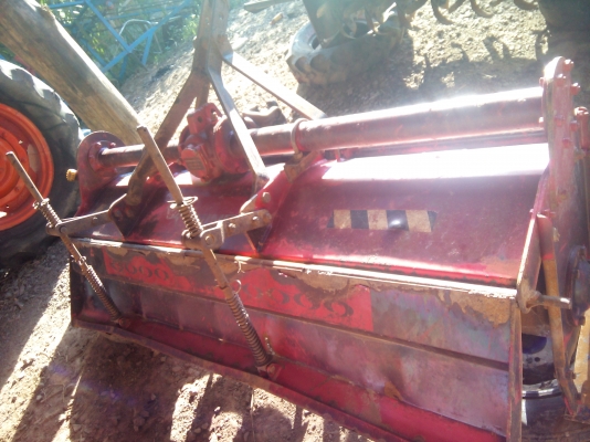 จอบหมุนRINO1.6สภาพเดิมๆสวยๆไม่มีผุ สีเดิม พร้อมใช้ครับ +++24500บาท+++