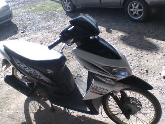 9900 ฿honda click ปี44 เครื่องดีไม่ดังกราวไม่หอน เล่มชุดโอนครบ 9900 ฿honda click ปี44 เครื่องดีไม่ดังกราวไม่หอน เล่มชุดโอนครบ