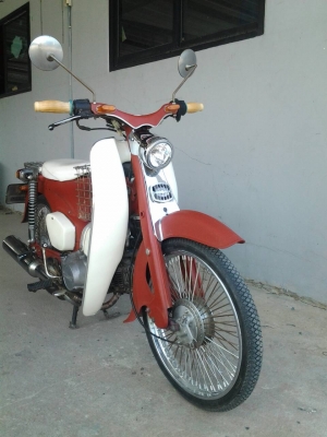 ขายc100เครื่องดรีมเครื่องดีมากครับพร้อมใช้เลยทะเบียนเต็มไม่ขาดต่อขาย17900