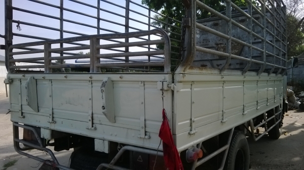 HINO FC เครี่อง WO4D 120แรง เครื่องดี คัสซี FC2WELA ปี39ยาว4.5เมตรกระบะพร้อมคอกเหล้กแป็ป HINO FC เครี่อง WO4D 120แรง เครื่องดี คัสซี FC2WELA ปี39ยาว4.5เมตรกระบะพร้อมคอกเหล้กแป็ป