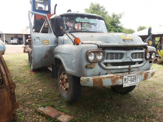 ขายรถเทรนเลอร์  มีเล่มทะเบียน (ขาย 2 คัน)