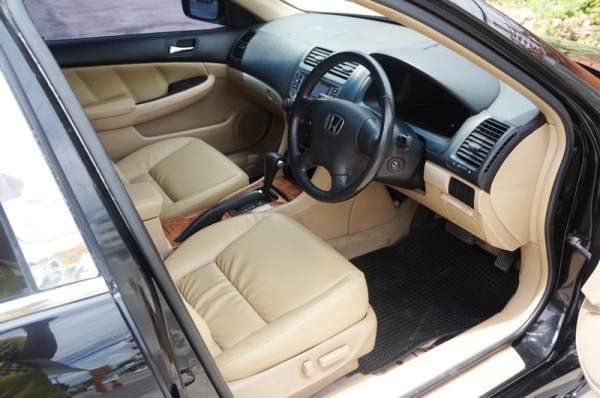 HONDA ACCORD ปี 2005 ขายรถสวย ชุดแต่งสเกิตรอบคัน ล้อMAXแต่ง ARIBAG คู่ เบรค ABS เบาะหนังปรับไฟฟ้า ภายในลายไม้ เครื่องเดิมๆวิ่งดีมาก ช่วงล่างแน่น แอร์เย็นๆ ภายในสภาพสวย สีสวย รถพร้อมใช้งาน จัดไฟแนนได้ HONDA ACCORD ปี 2005 ขายรถสวย ชุดแต่งสเกิตรอบคัน ล้อMAXแต่ง ARIBAG คู่ เบรค ABS เบาะหนังปรับไฟฟ้า ภายในลายไม้ เครื่องเดิมๆวิ่งดีมาก ช่วงล่างแน่น แอร์เย็นๆ ภายในสภาพสวย สีสวย รถพร้อมใช้งาน จัดไฟแนนได้