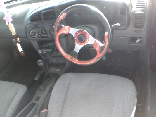 LANCER  ท้ายเบ้น ปี99 ตามสภาพค่ะ เครื่องดีแอร์เย็นเกียร์ออโต้ ไม่ผุไม่จม