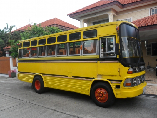 ขายรถมินิบัสรับส่งนักเรียน