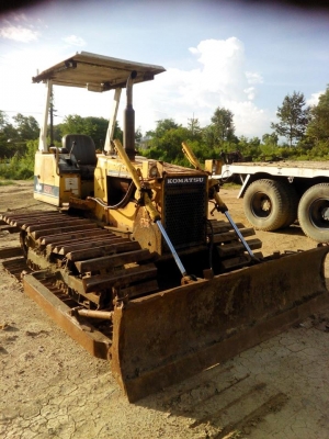 ขายรถแทรคเตอร์ KOMATSU D 20-6รถพร้อมใช้รถทำงานอยู่ ขายรถแทรคเตอร์ KOMATSU D 20-6รถพร้อมใช้รถทำงานอยู่