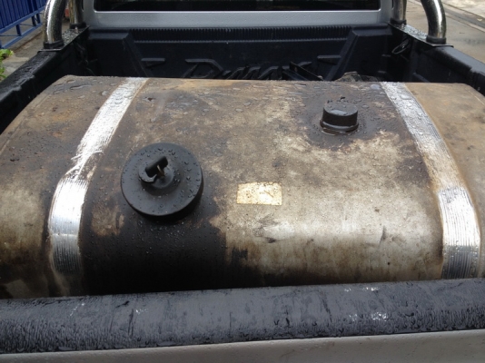 ขายถังน้ำมัน มิเนียม (จีน) 300 ลิตร พร้อมขา