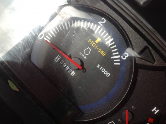 ปัญญาแทรคเตอร์มาแล้ว...จัดมาให้ตามคำเรียกร้อง  คูโบต้า L4708 พร้อมใบมีดคานล่างFD185F ผาน6x24 ตราช้าง ทำงาน 992 ชม.สภาพเดิมๆครับ