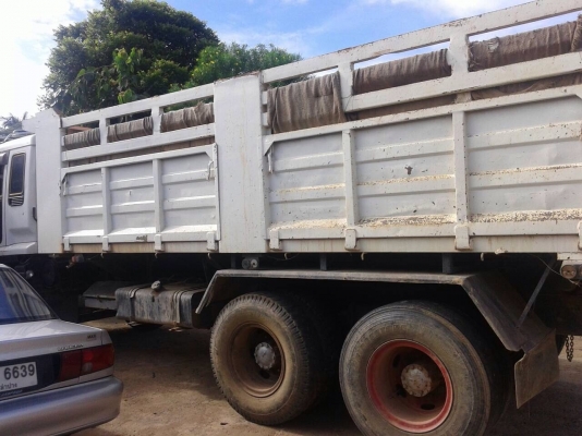 รถสิบล้อ ISUZU ZF 195  EURO 1 ปี 45 ชอบราคาเท่าไรต่อรองกันได้ครับ.