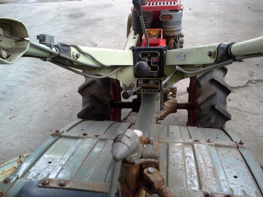 ขายถูก รถพรวนดินเดินตาม   รถไถนาเดินตาม  HAND TRACTOR-YANMAR   YHC800    S/N :310727