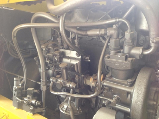 รถตัก KOMATSU JH3013 สวยแรงแห้งสนิท ไฮดรอลิคเร็ว ยางเต็ม ดูรถได้ที่ตัวเมืองชัยภูมิ