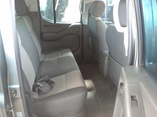 NISSAN NAVARA 4 ประตู 2.5 ปี 2012 NISSAN NAVARA 4 ประตู 2.5 ปี 2012