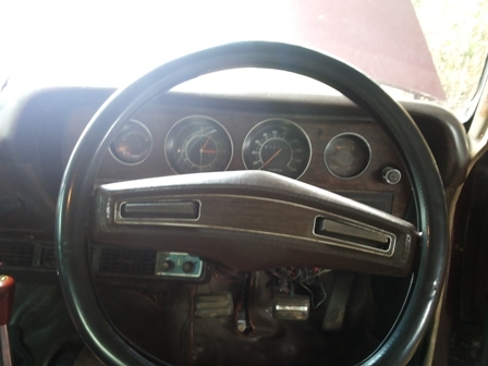 ขาย รถคลาสสิครุ่นใหญ่