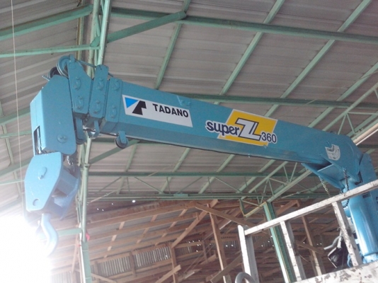 ขายรถบรรทุกหกล้ออีซูซูร็อคกี้ FTR11NY รถห้าง ปี35 เครื่อง 185 แรงม้า ติดเครนทอนาโดท้องวีZ 360 ตัน 4 