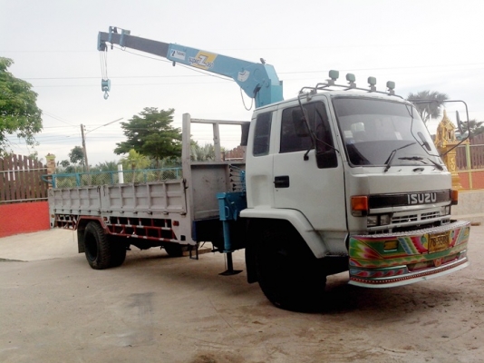 ขายรถบรรทุกหกล้ออีซูซูร็อคกี้ FTR11NY รถห้าง ปี35 เครื่อง 185 แรงม้า ติดเครนทอนาโดท้องวีZ 360 ตัน 4 