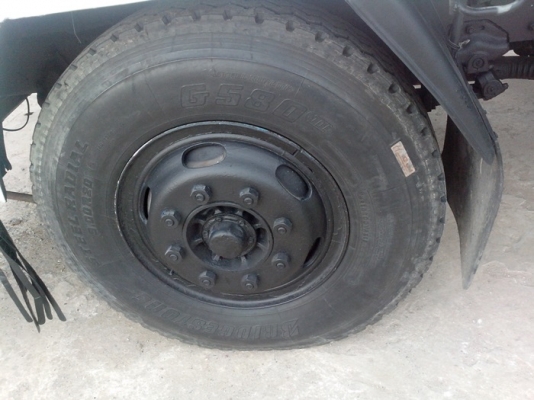 ขายรถบรรทุกหกล้ออีซูซูร็อคกี้ FTR11NY รถห้าง ปี35 เครื่อง 185 แรงม้า ติดเครนทอนาโดท้องวีZ 360 ตัน 4 