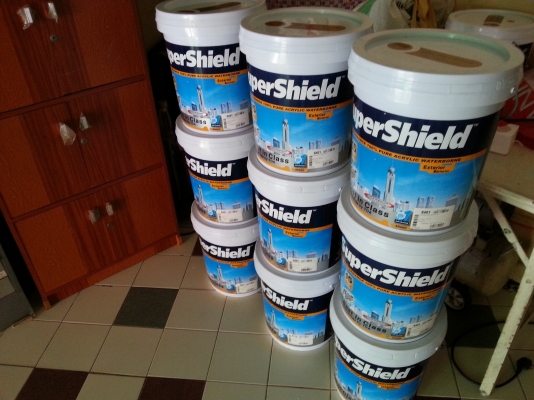 ขายสีsupershield(TOA)สำหรับทาภายนอกและภายในขนาดถังใหญ่18.925ลิตรเฉดสีขาวขายไม่แพงครับ