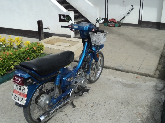 ขายซูซิกิอารซี100ตามสภาพทะเบียนขาดเกิน3ปีขาย4000บาท