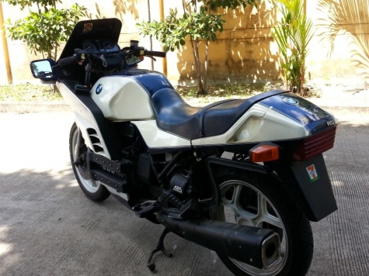 วุฒินนบุรี  ขาย BMW k100rs ABS รถสวยมากๆเครื่องแห้งๆสีเดิมๆลายเส้นเดิม